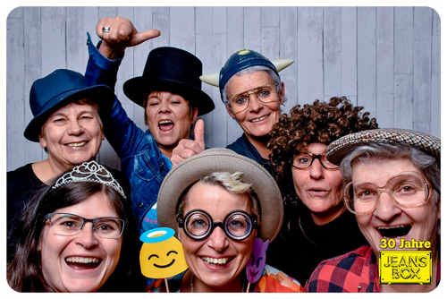 Bild zeigt Mitarbeiter: v.l.n.r. Emilie Schmidt, Anja Strack, Heike Hübner, Anja Westermamn, Melitta Strack und Susanne Hatko Bild zeigt Mitarbeiter: v.l.n.r. Emilie Schmidt, Anja Strack, Heike Hübner, Anja Westermamn, Melitta Strack und Susanne Hatko